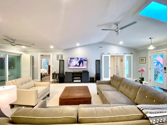 $5,000 | 907 Tropic Drive, Vero Beach, FL 32963