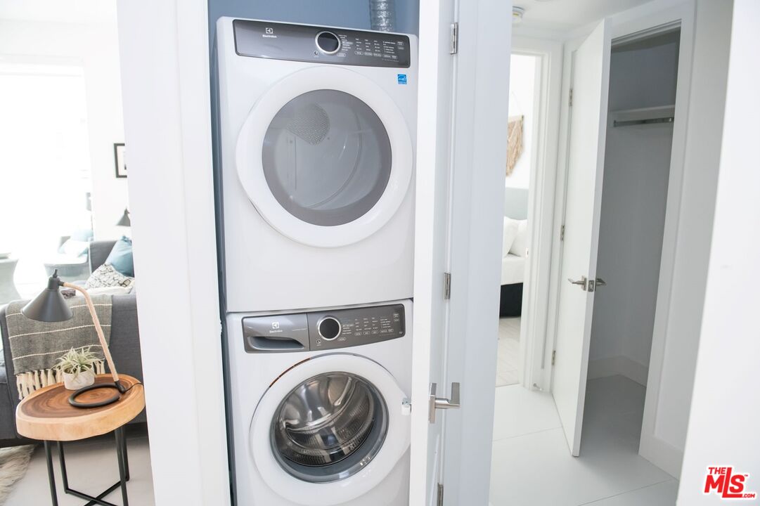 415 Le Doux Road, Unit 501 Los Angeles, CA 90048 - Photo 16 of 20