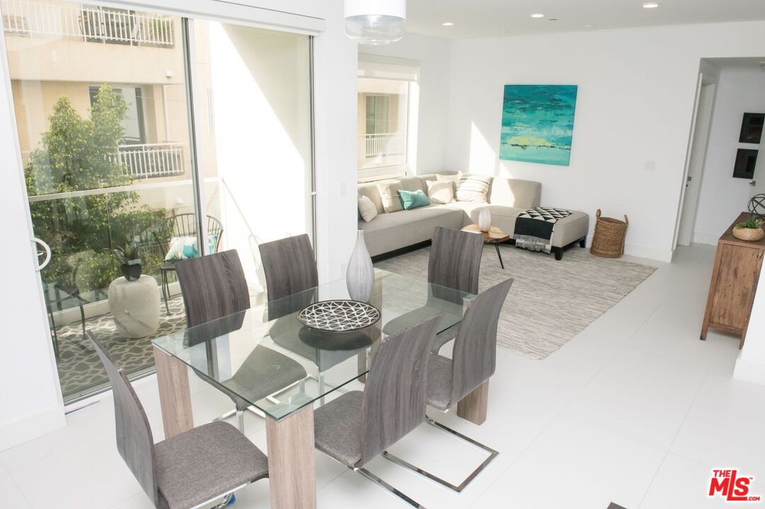 415 Le Doux Road, Unit 501 Los Angeles, CA 90048 - Photo 7 of 20