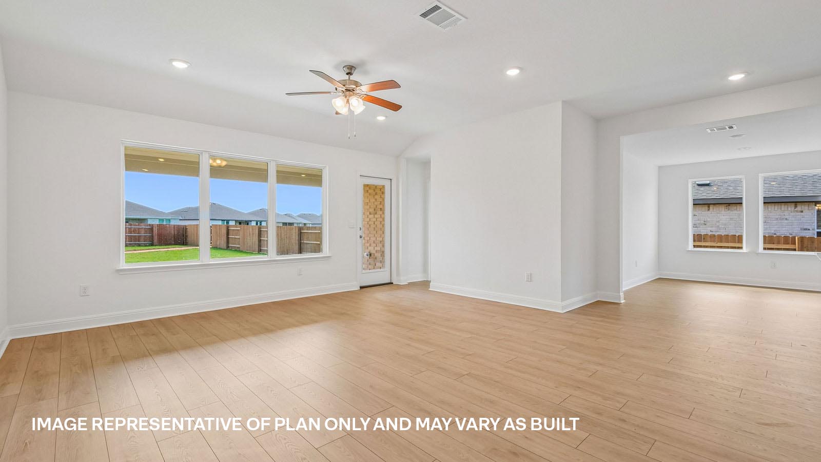 208 Rivers Edge Drive Georgetown, TX 78628 - Photo 4 of 33