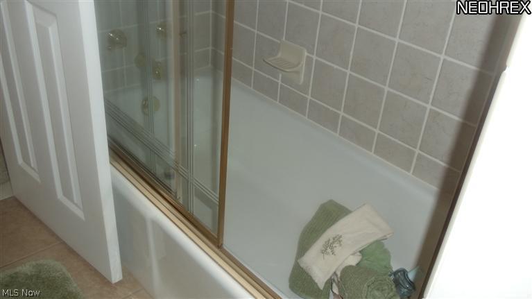 13328 Sheldon Road Brook Park, OH 44142 - Photo 11 of 25 Gallery Image 11