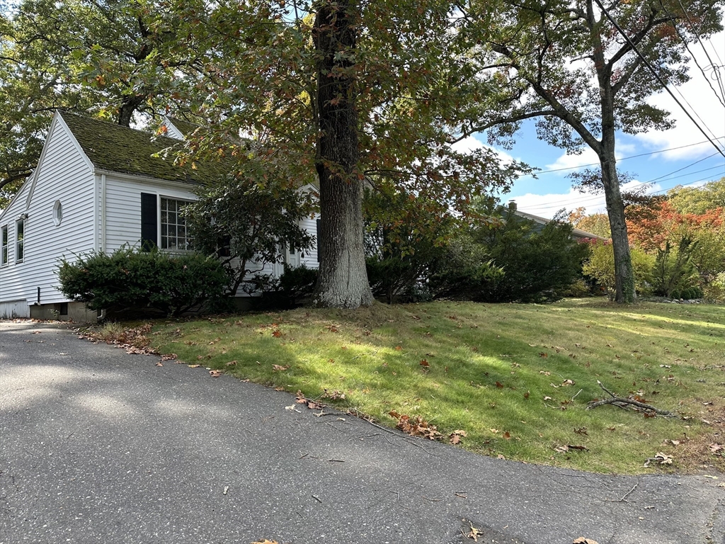 75 Chesterfield Road Northborough, MA 01532 - Photo 1 of 6 Gallery Image 1