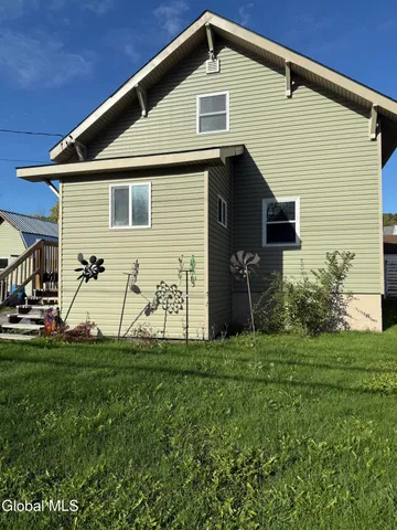 $169,945 | 248 Broadway, Whitehall, NY 12887