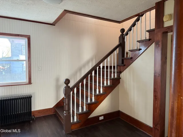 $169,945 | 248 Broadway, Whitehall, NY 12887