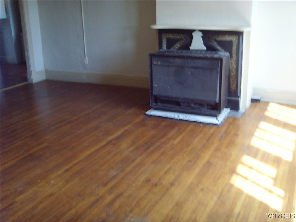 258 Hudson Street Buffalo, NY 14201 - Photo 2 of 22