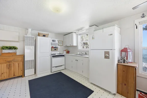 $275,000 | 24184 Vacation Lane, Detroit Lakes, MN 56501