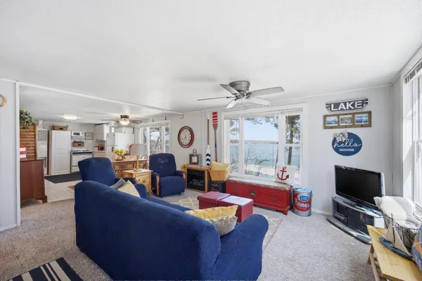 $275,000 | 24184 Vacation Lane, Detroit Lakes, MN 56501