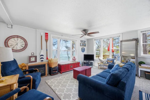$275,000 | 24184 Vacation Lane, Detroit Lakes, MN 56501