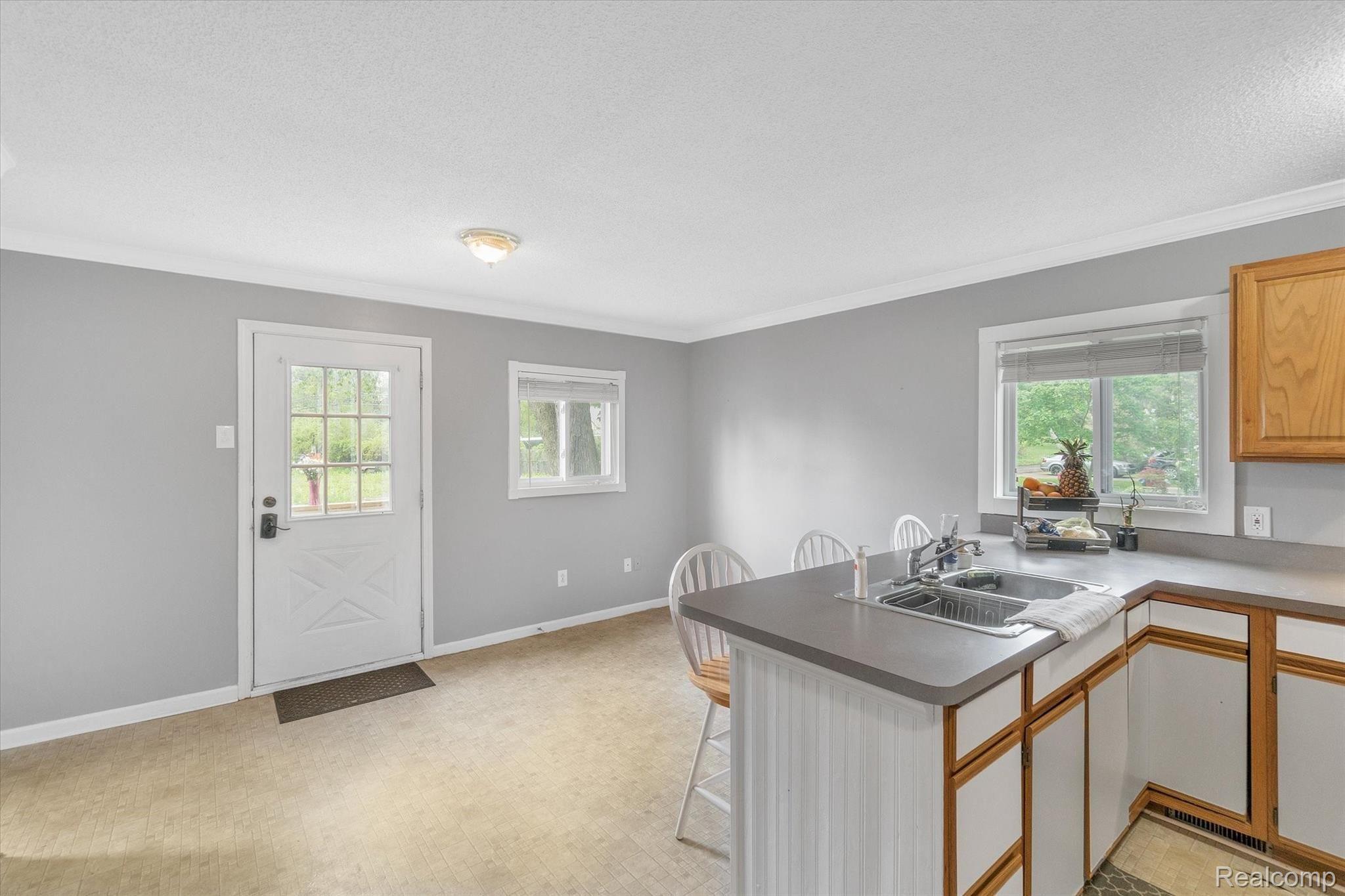 4715 Eagle Road Highland, MI 48356 - Photo 16 of 35 15-4715-Eagle-WindowStill-Real-Estate-Photography-15.jpg