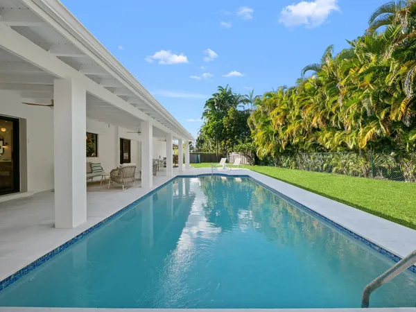 $2,775,000 | 7125 Southwest 119th Street, Pinecrest, FL 33156