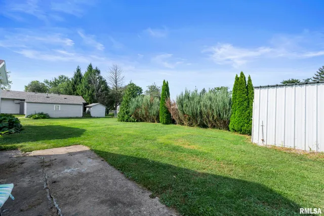 $115,900 | 607 Northwest 8th Avenue, Aledo, IL 61231