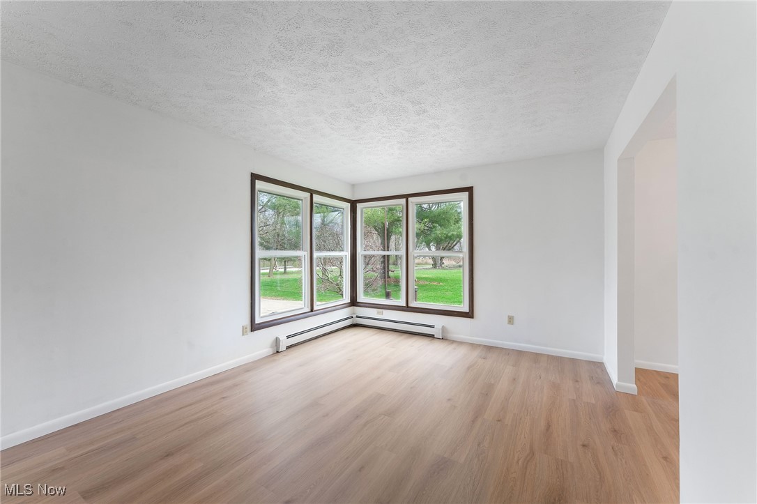 11249 Leffingwell Road Berlin Center, OH 44401 - Photo 8 of 43 Gallery Image 8