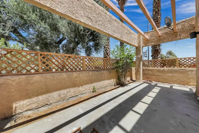 $1,195,000 | 965 East Vista Chino, Palm Springs, CA 92262