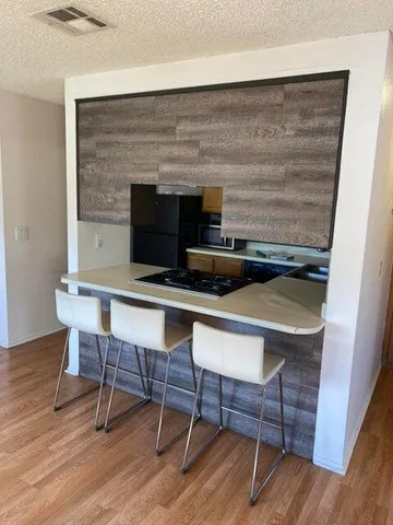 $1,195,000 | 965 East Vista Chino, Palm Springs, CA 92262