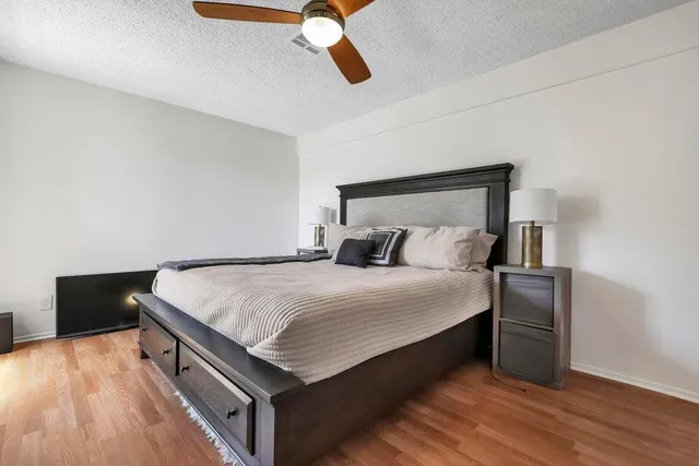 $1,195,000 | 965 East Vista Chino, Palm Springs, CA 92262