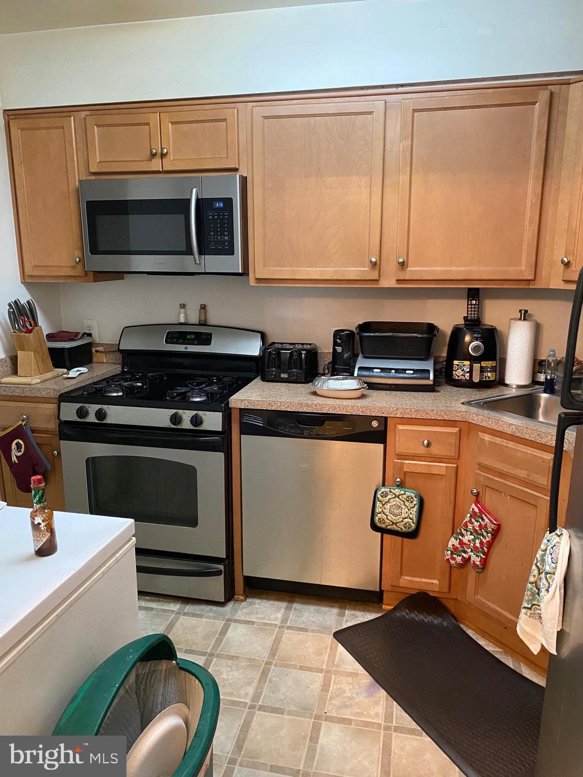 3126 Brinkley Road, Unit 2102 Temple Hills, MD 20748 - Photo 8 of 31