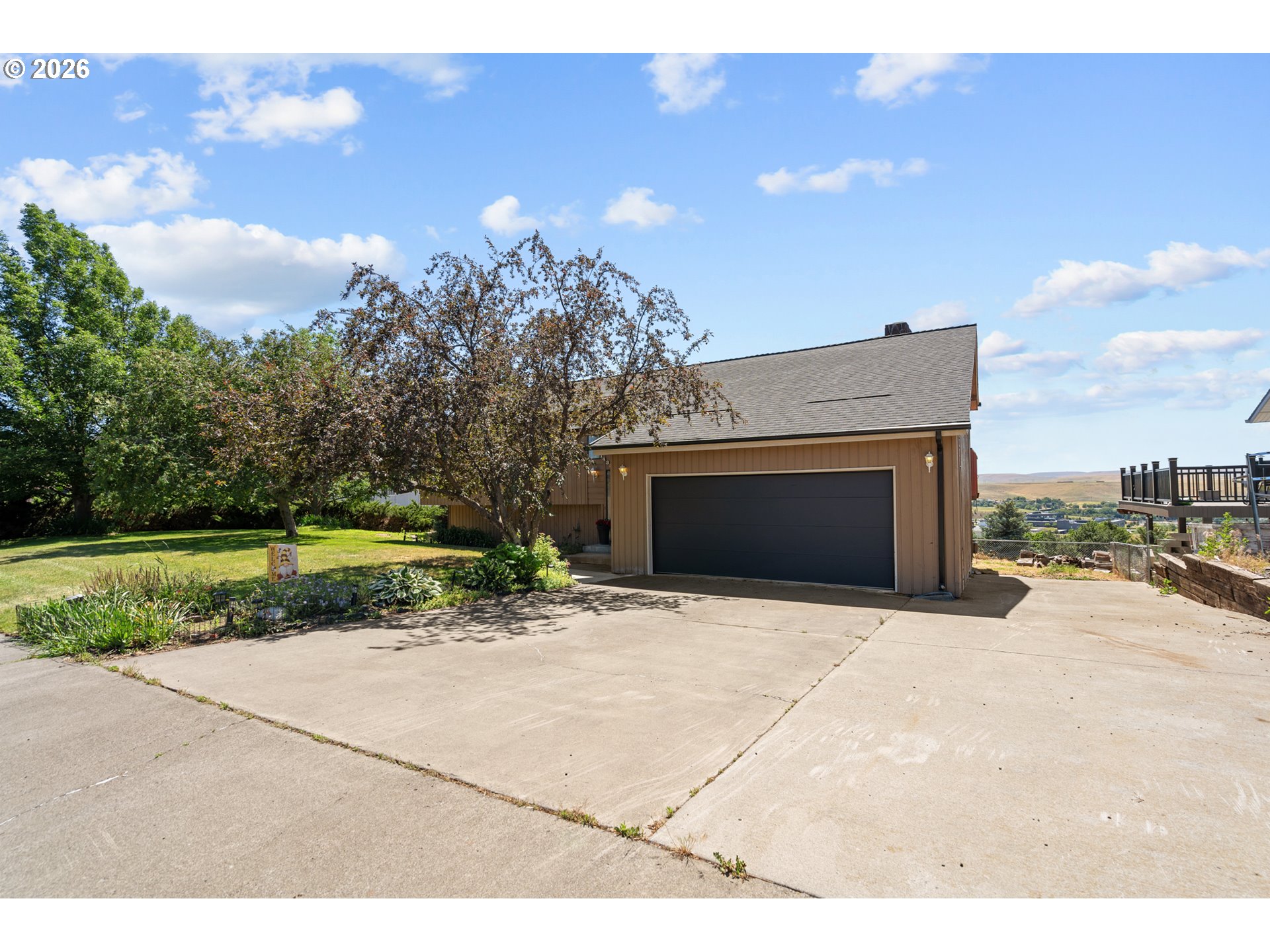 1435 Southwest 18th Street Pendleton, OR 97801 - Photo 2 of 34