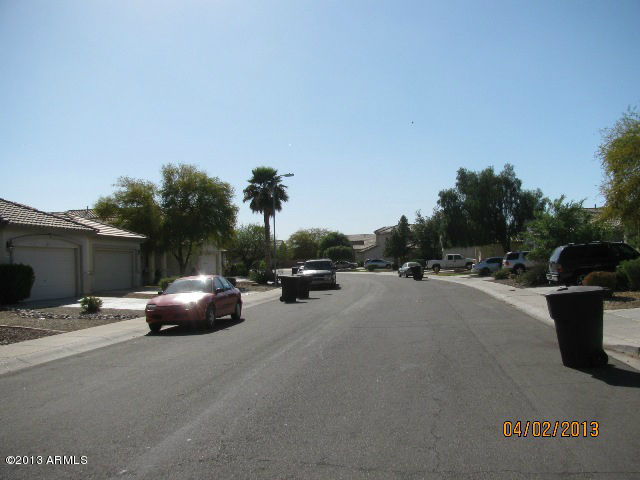 11201 West Almeria Road Avondale, AZ 85392 - Photo 1 of 40 IMG_2090