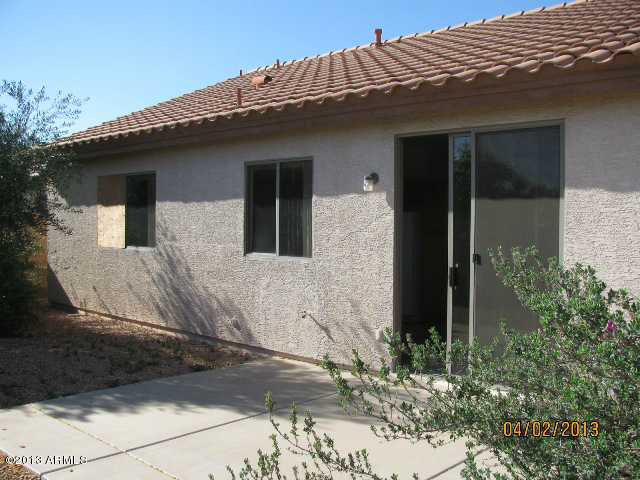11201 West Almeria Road Avondale, AZ 85392 - Photo 32 of 40 IMG_2127