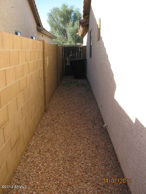 11201 West Almeria Road Avondale, AZ 85392 - Photo 36 of 40 IMG_2132