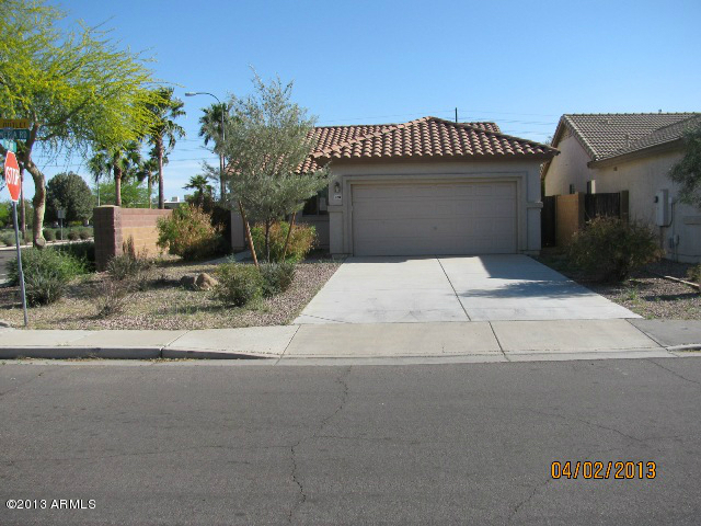 11201 West Almeria Road Avondale, AZ 85392 - Photo 39 of 40 IMG_2136