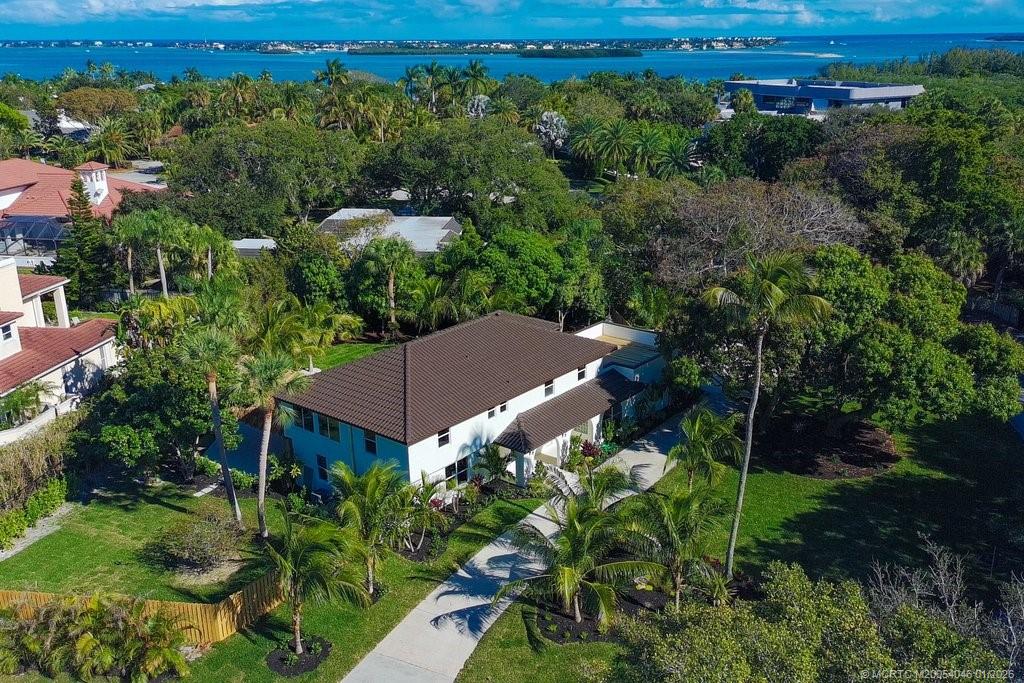 37 East High Point Road Stuart, FL 34996 - Photo 11 of 54