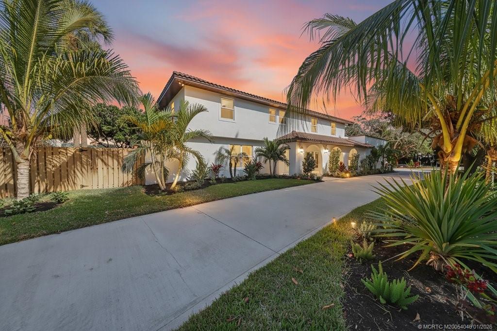 37 East High Point Road Stuart, FL 34996 - Photo 2 of 54