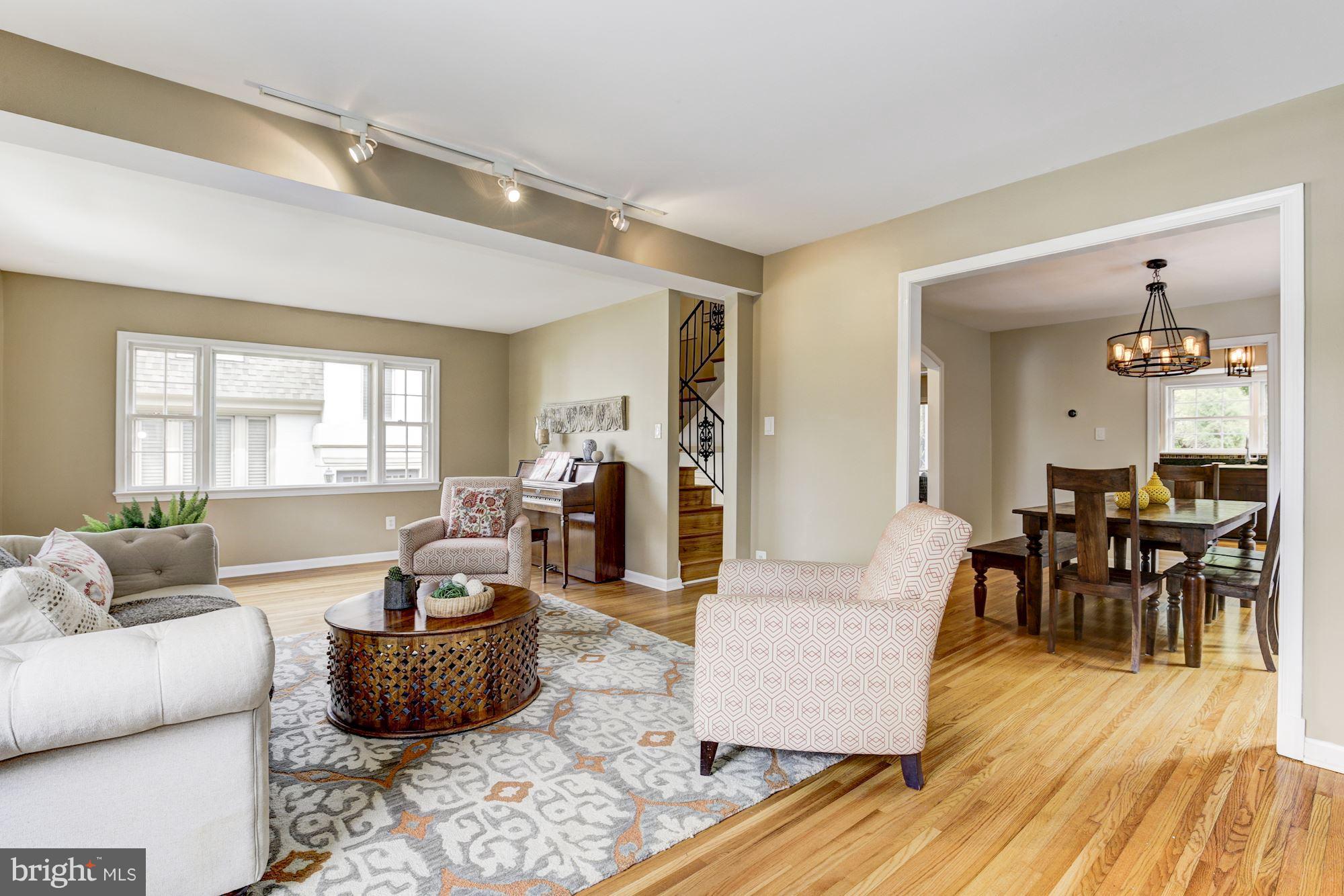 4801 Little Falls Road Arlington, VA 22207 - Photo 5 of 28 a living room with furniture and wooden floor