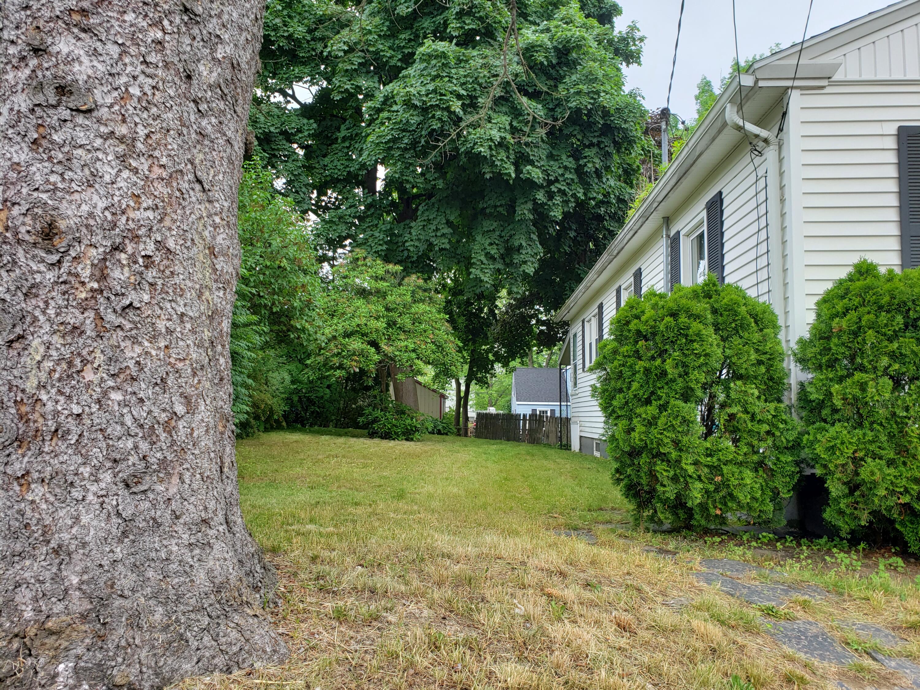 15 St Croix Street Lewiston, ME 04240 - Photo 12 of 13 20220627_144357