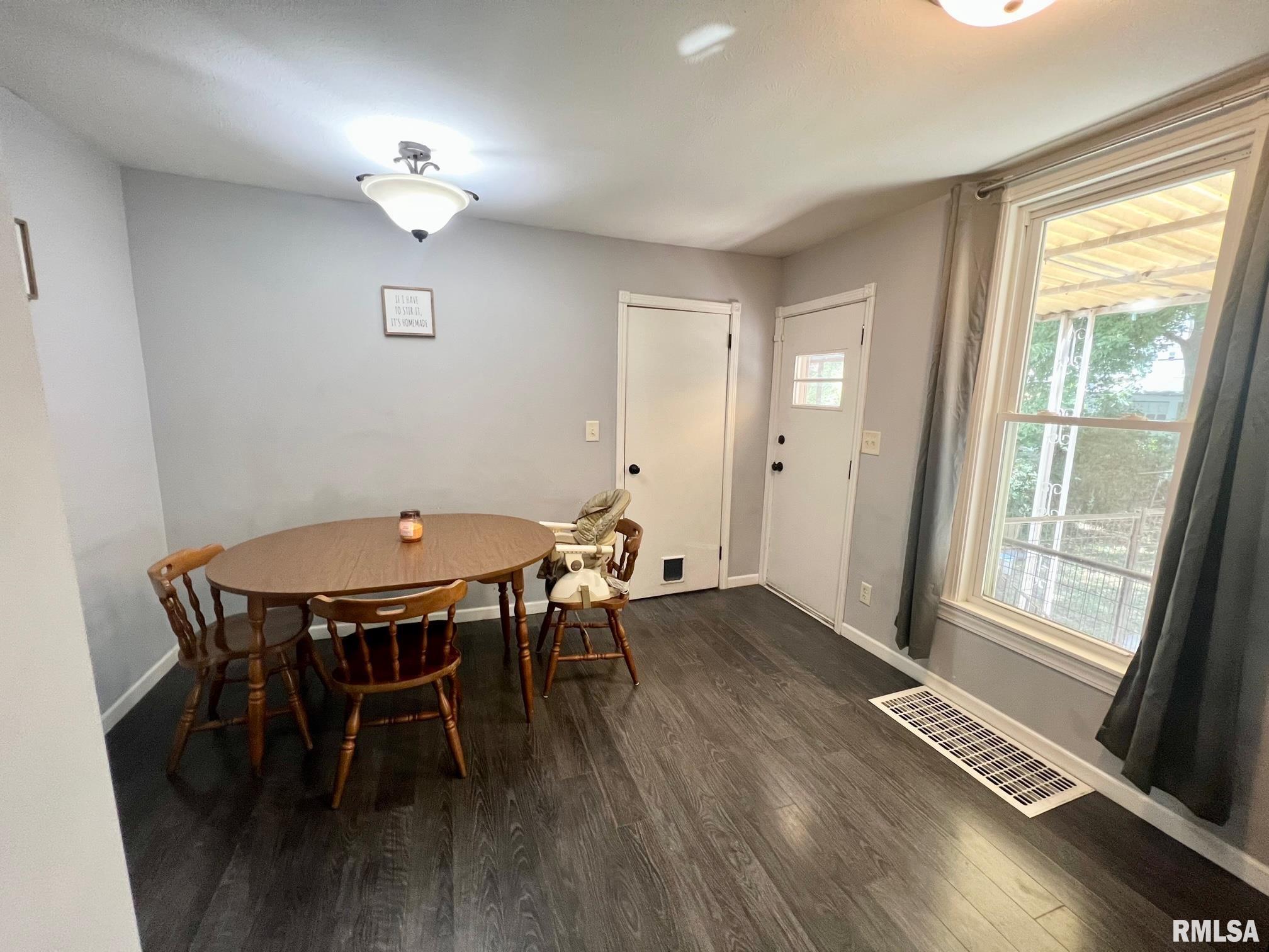 534 South State Street Springfield, IL 62704 - Photo 10 of 24