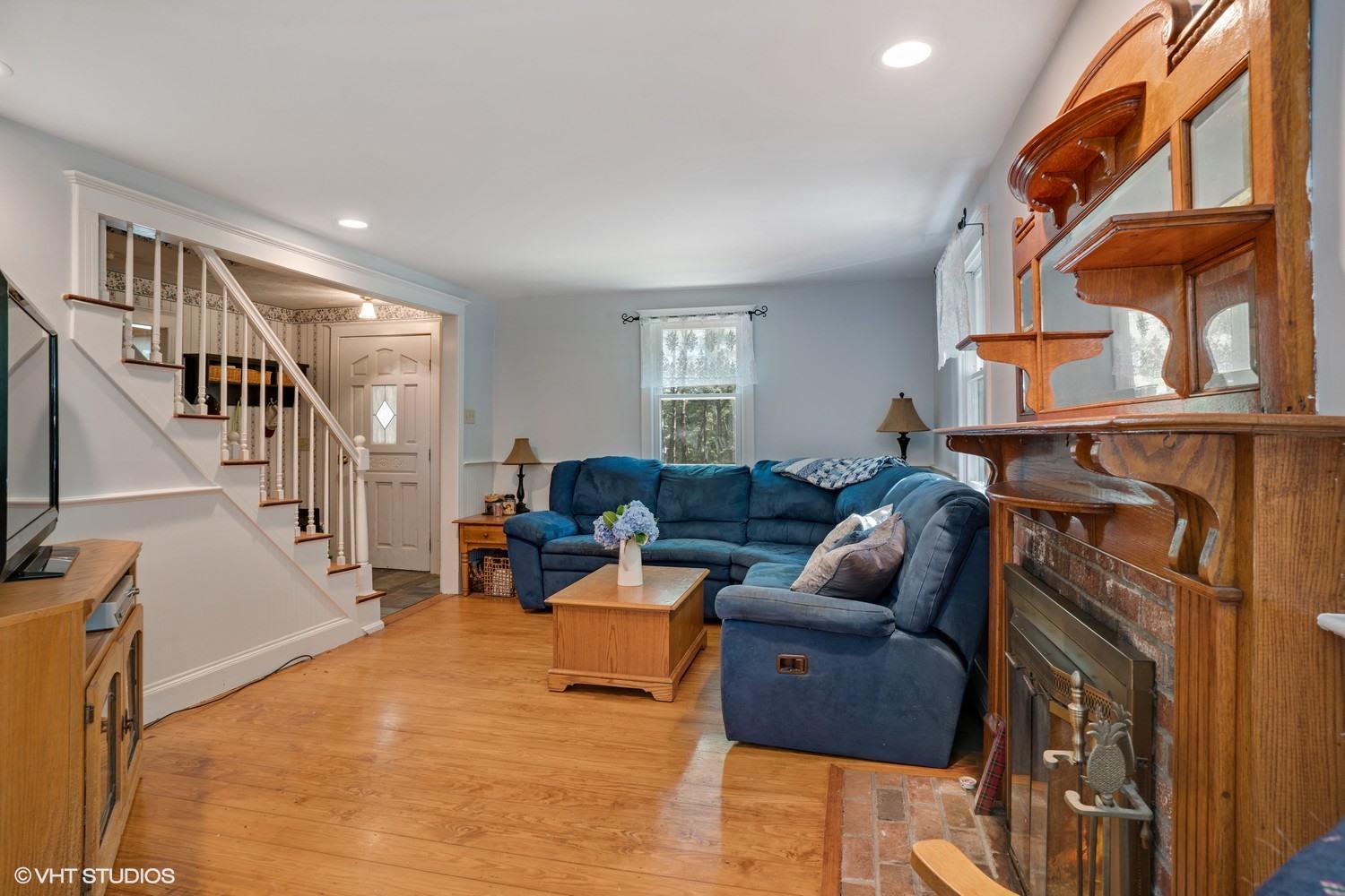 16 Pimlico Pond Road Forestdale, MA 02644 - Photo 7 of 10 a living room with furniture and a flat screen tv