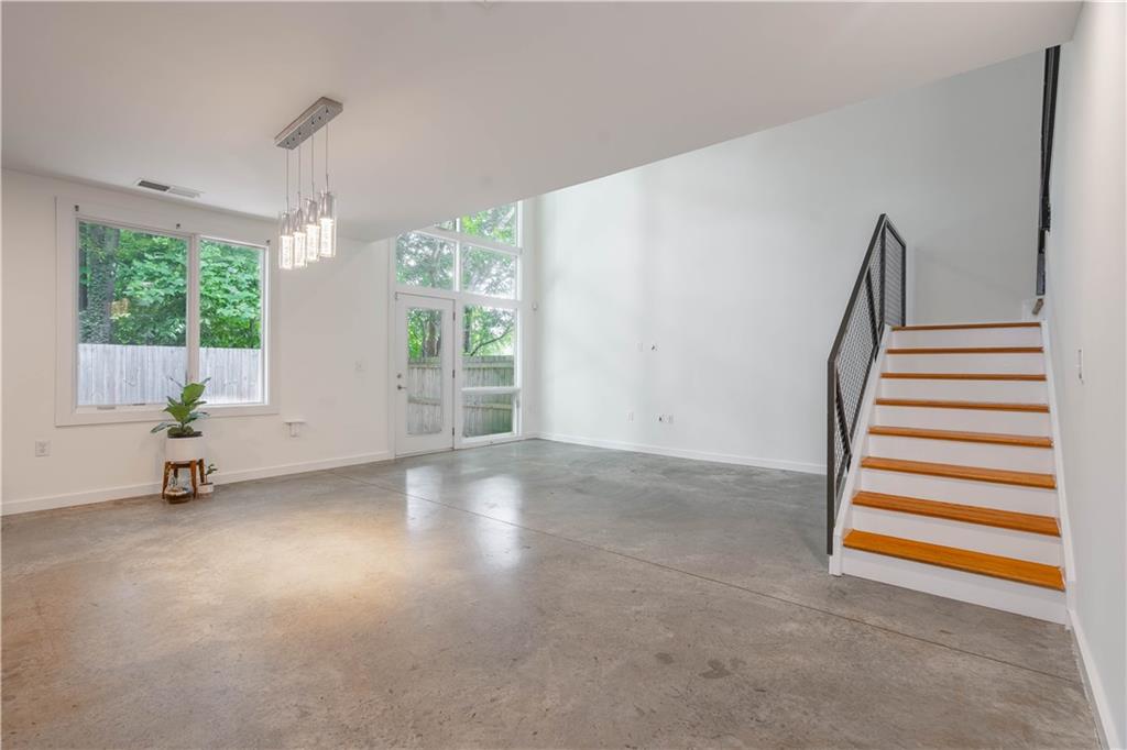 1338 Rietveld Row Northwest Atlanta, GA 30318 - Photo 6 of 37