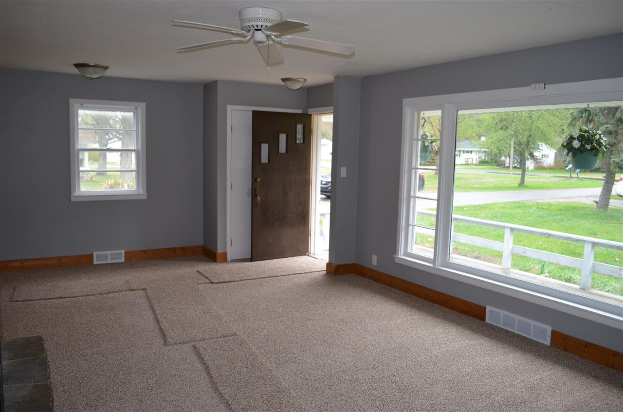 3853 Five Mile Road Traverse City, MI 49686 - Photo 3 of 30 1799538-2.JPG