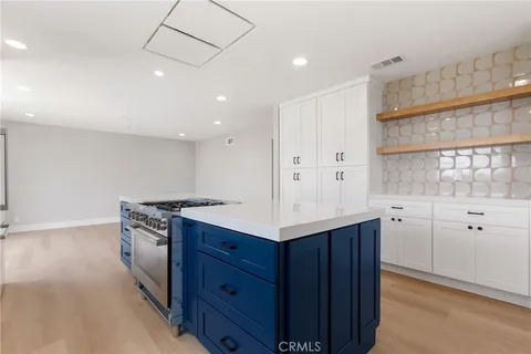 $12,000 | 3019 Cresta Way, Laguna Beach, CA 92651