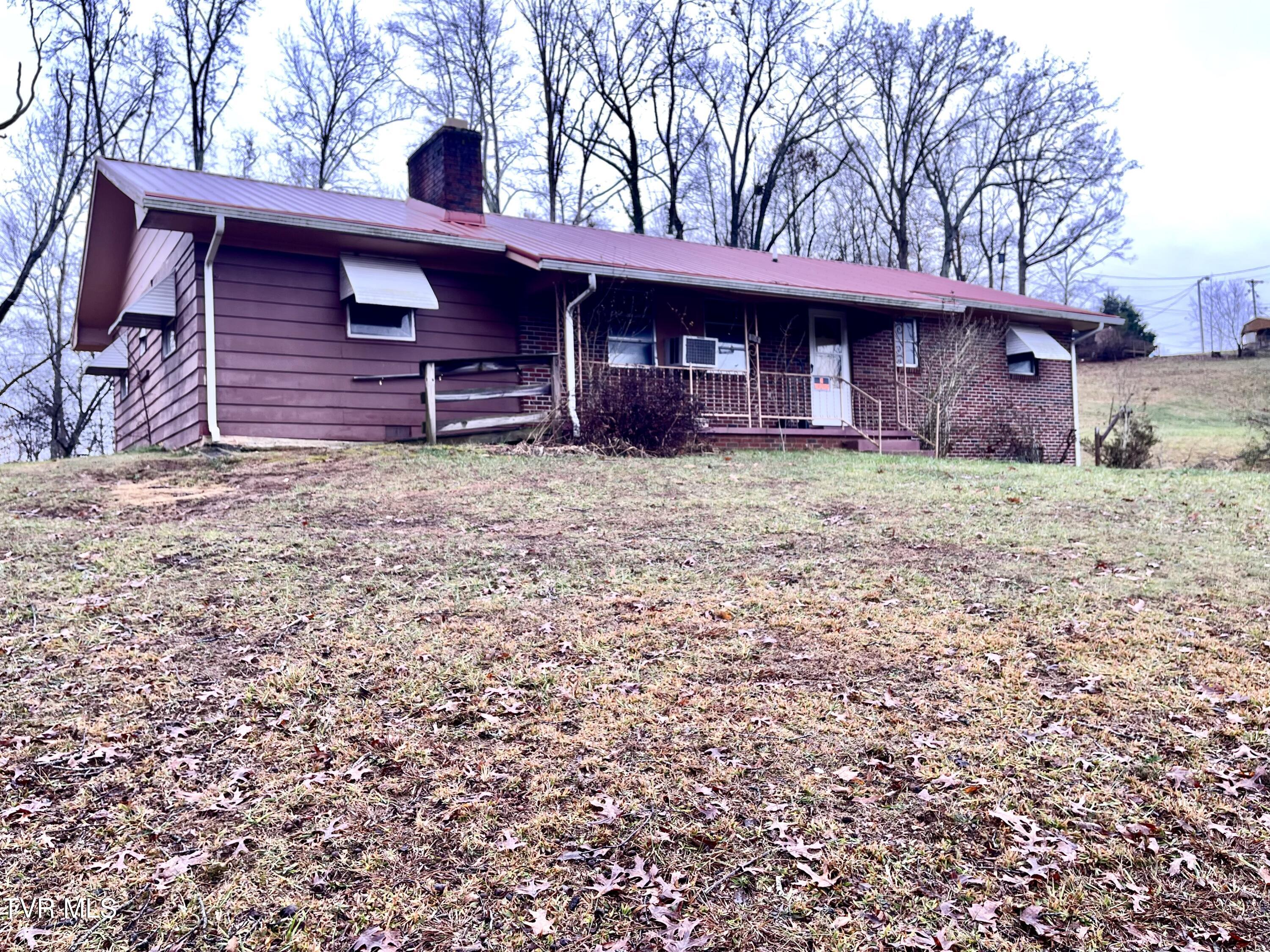 1365 Ridgeview Road Jonesville, VA 24263 - Photo 2 of 24 IMG_4877