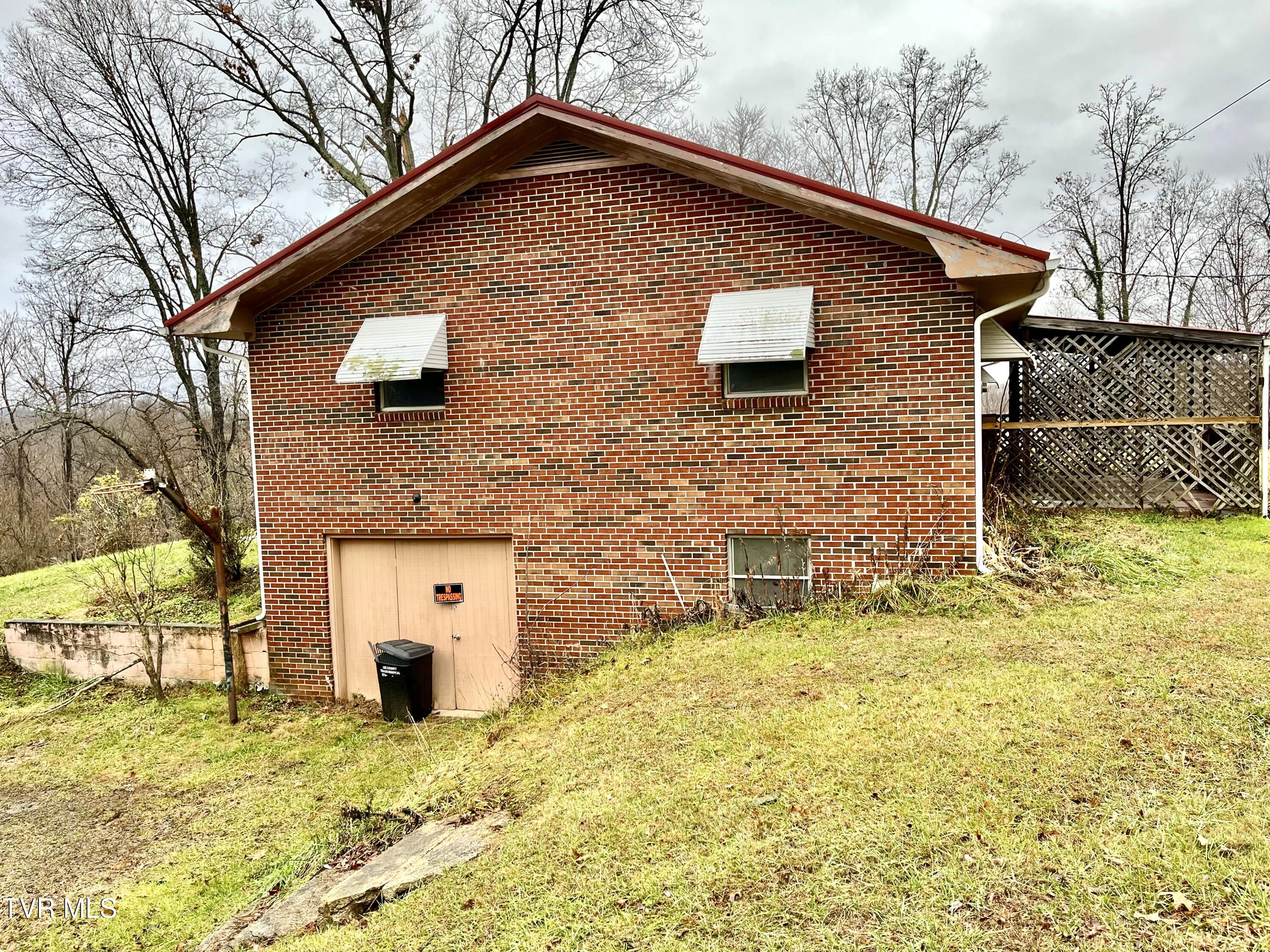 1365 Ridgeview Road Jonesville, VA 24263 - Photo 10 of 24 IMG_4884