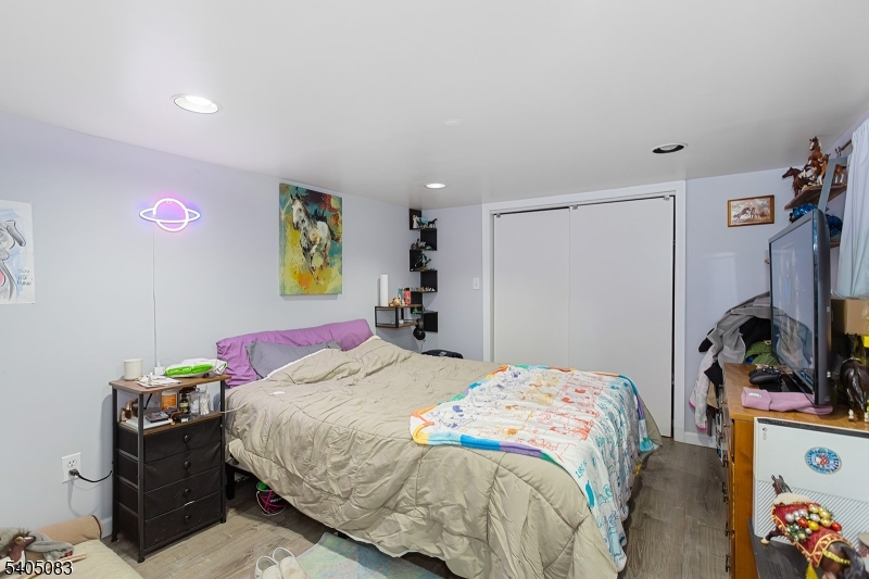 138 Nagle Street Paterson, NJ 07501 - Photo 26 of 35