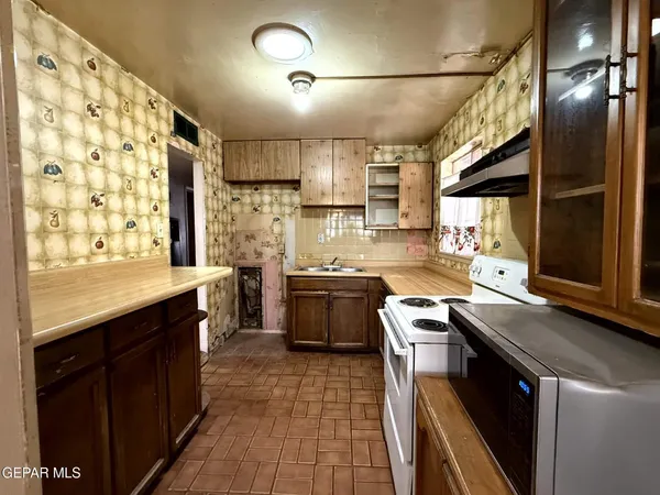 $145,000 | 228 Mango Road, El Paso, TX 79915