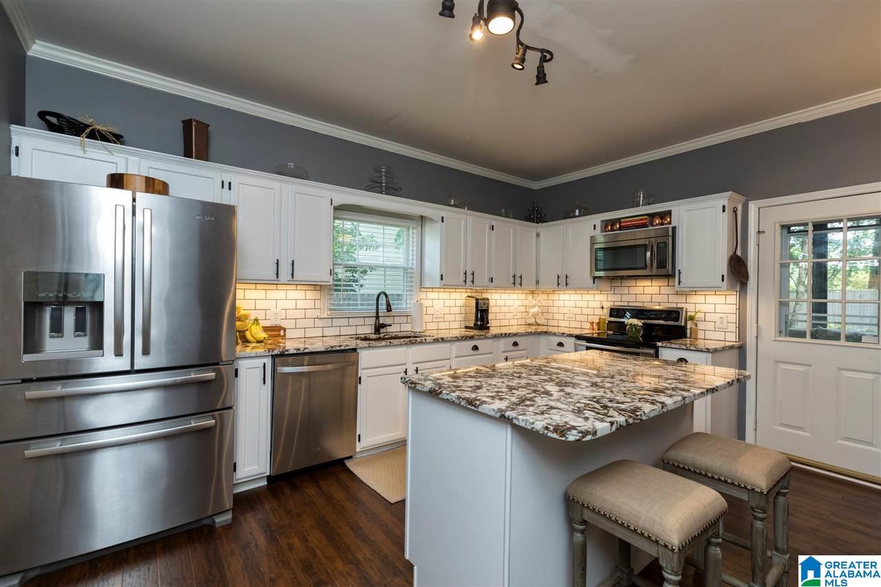 1904 High Ridge Circle Birmingham, AL 35244 - Photo 7 of 48