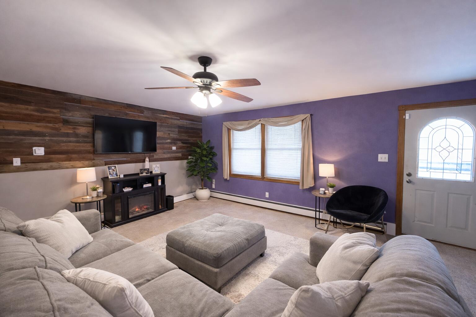 1159 Bangor Road Ellsworth, ME 04605 - Photo 13 of 35 Modern cozy living room with accents