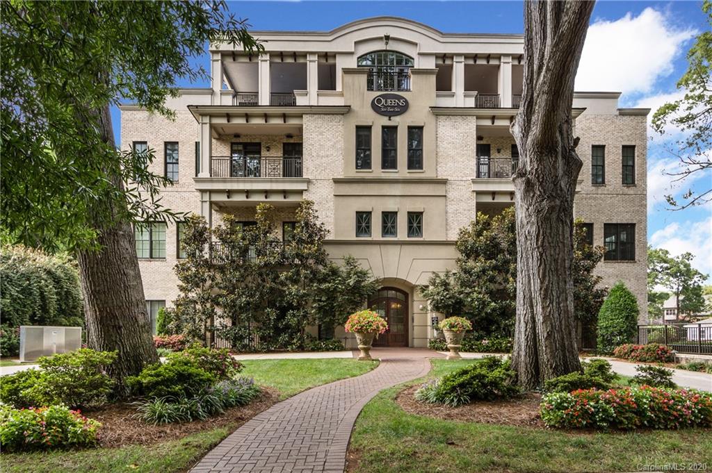 626 Queens Road, Unit 202 Charlotte, NC 28207 - Photo 1 of 30 Gallery Image 1