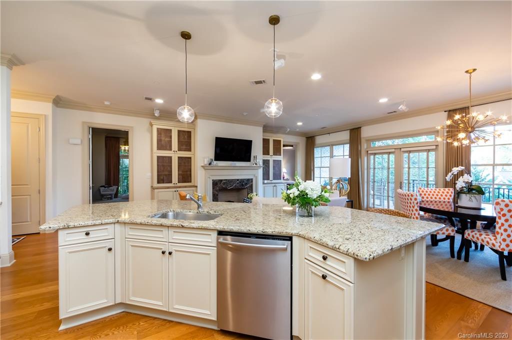 626 Queens Road, Unit 202 Charlotte, NC 28207 - Photo 12 of 30 Gallery Image 12