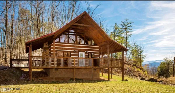 $549,900 | 3510 Twin City Way, Pigeon Forge, TN 37863