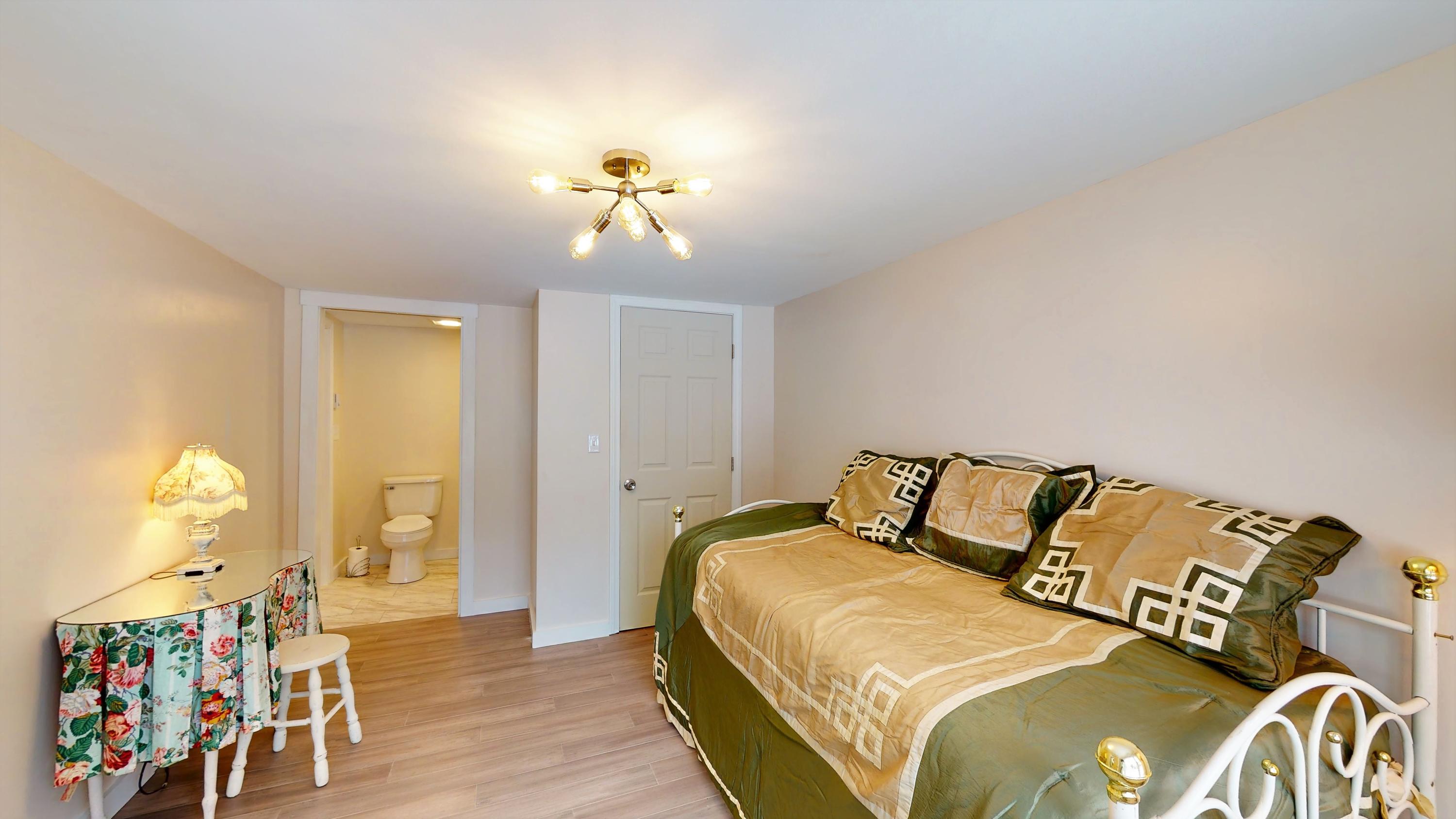 236 Portland Road, Unit 236B Bridgton, ME 04009 - Photo 37 of 44 236 Portland Rd Unit 1 (28)