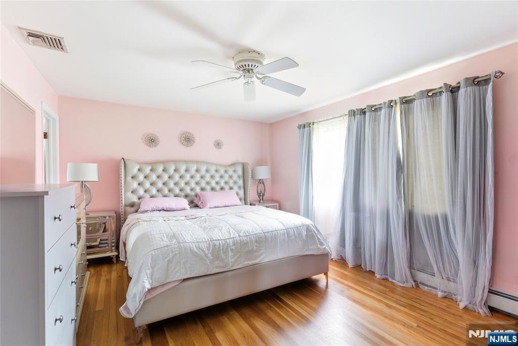 767 Kingsland Avenue Ridgefield, NJ 07657 - Photo 33 of 49