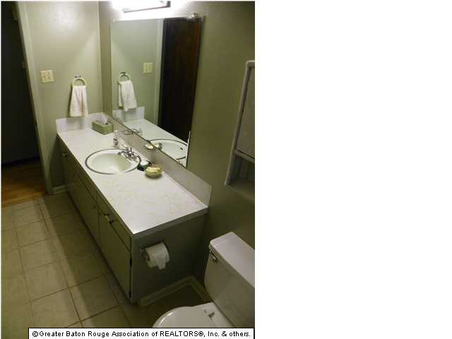 815 East Rome Street Gonzales, LA 70737 - Photo 20 of 32 Gallery Image 20