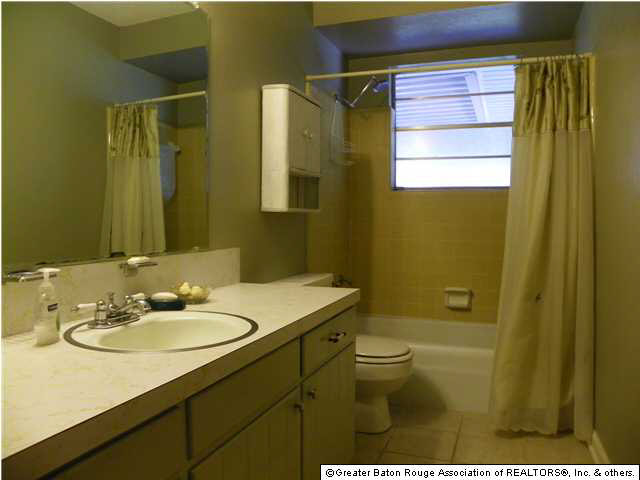 815 East Rome Street Gonzales, LA 70737 - Photo 23 of 32 Gallery Image 23