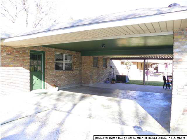 815 East Rome Street Gonzales, LA 70737 - Photo 4 of 32 Gallery Image 4