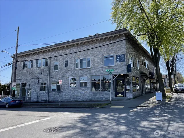 $5,500,000 | 8214 Greenwood Avenue North, Seattle, WA 98103
