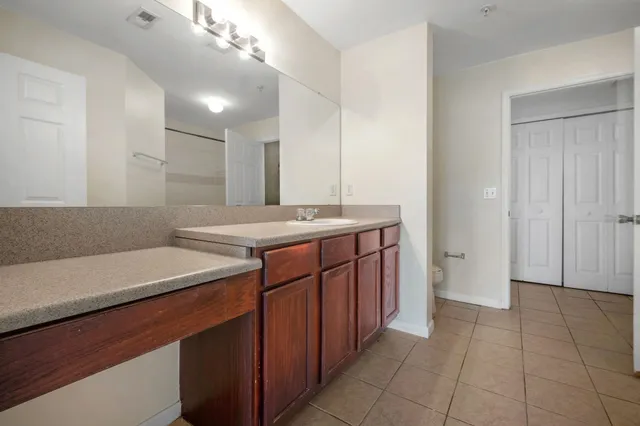 $193,000 | 2801 Chancellorsville Drive, Unit 928, Tallahassee, FL 32312